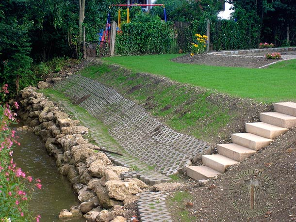 Blockstufen Granit gelb