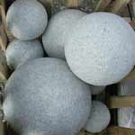 Steinkugeln Brannenburger Nagelfluh, Granit