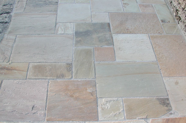 Steinbruch Huber Steine für Gartenmauern aus Granit, Nagelfluh